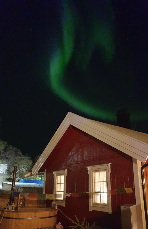 Nydelig Hytte I Kabelvag Lofoten Exterior photo